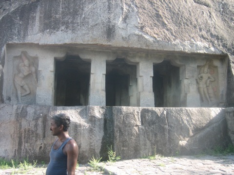 Mandagapattu – Beginning of the Pallava Architecture