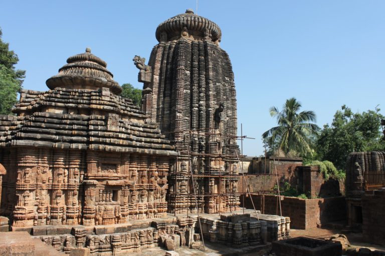 Sari and Suka Temple