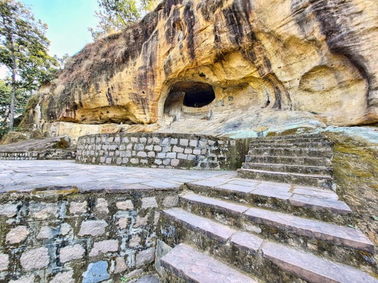 Sitabenga & Jogimara Caves – Colors of Drama