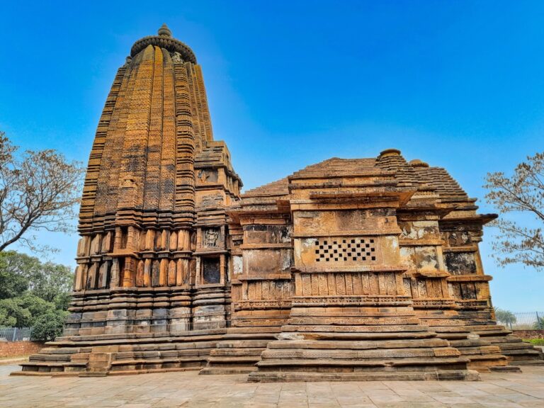Narayanpal – Vishnu Mandir